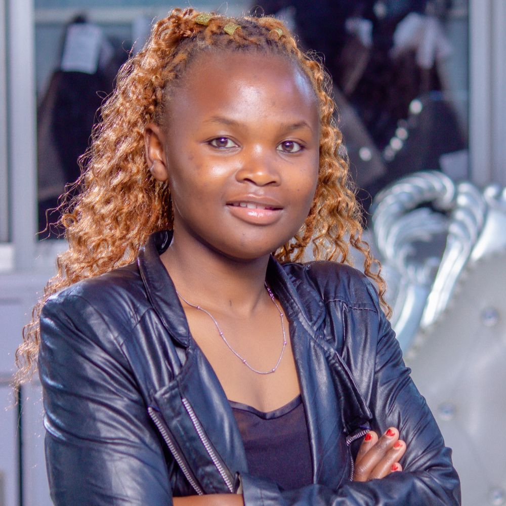 Valentine Khalivizi Proffessional House Manager